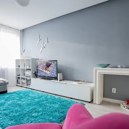 New Near Park Κλουζ-Ναπόκα